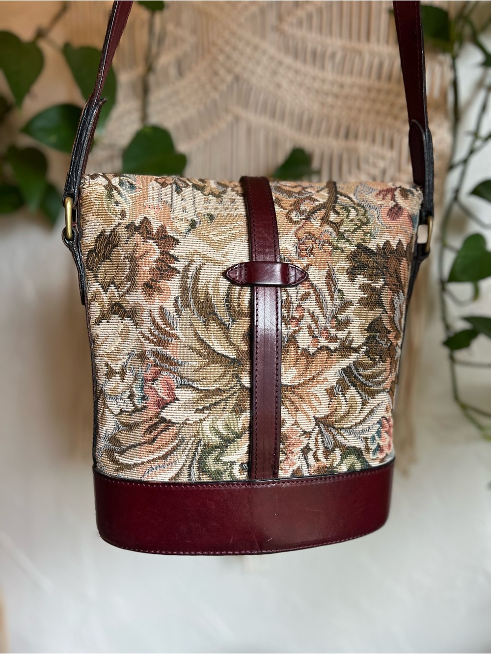 Vintage Floral Tapestry Crossbody Bag Leather Boho Cottagecore Bucket Purse - Picture 6 of 14